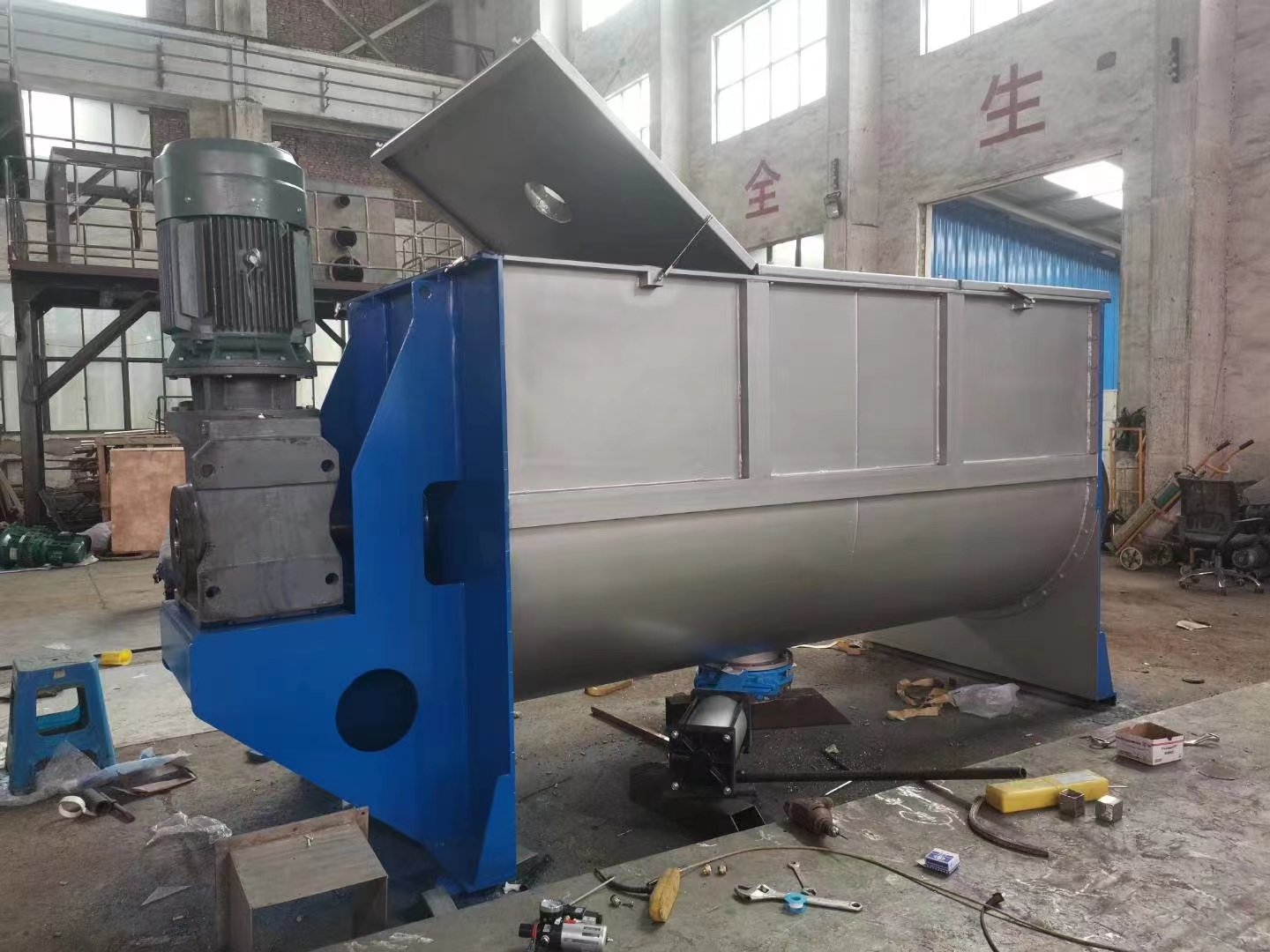 臥式螺帶混合機